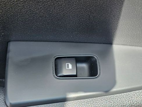 Used 2024 Kia Forte LXS image 28