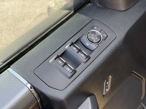 Used 2016 Ford F150 XLT w/ Equipment Group 302A Luxury image 11