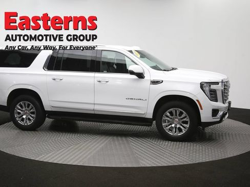 Used 2025 GMC Yukon XL Denali AWD/4WD image 53