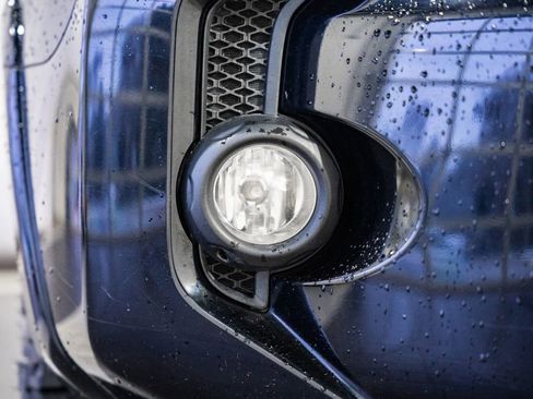 Used 2016 Toyota 4Runner SR5 image 10