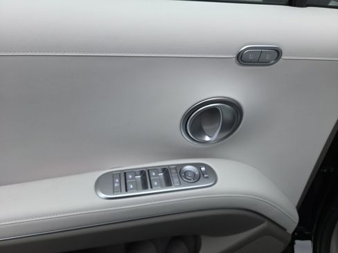 Used 2026 Hyundai Palisade Limited image 25