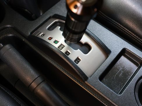 Used 2010 Toyota FJ Cruiser 4WD image 46