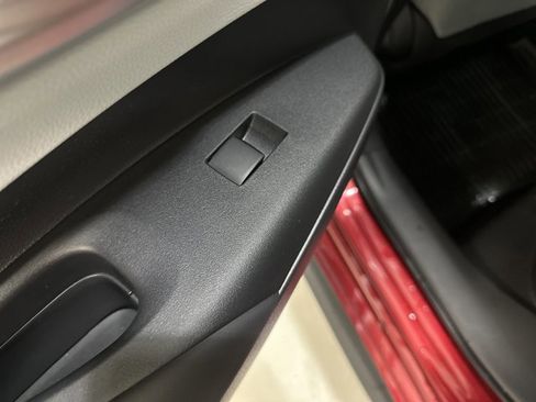 Used 2023 Toyota Corolla SE image 24