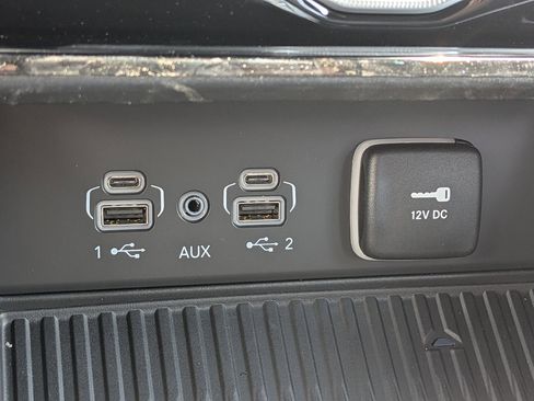 New 2026 Jeep Grand Cherokee Limited AWD/4WD image 13