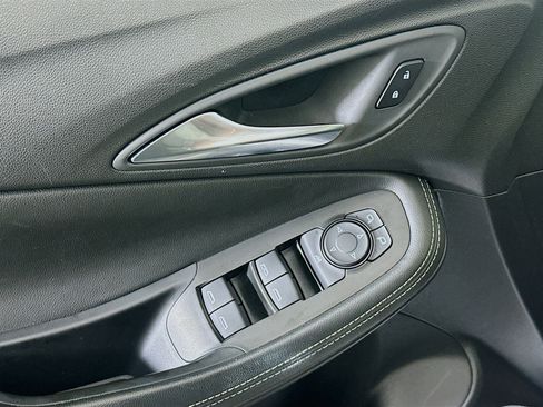 Used 2025 Buick Encore GX Preferred image 15