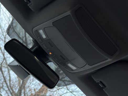 Used 2017 Ford F250 XLT w/ XLT Premium Package image 24