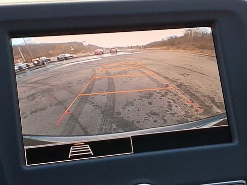 Used 2023 Chevrolet Equinox LT w/ LPO, Floor Liner Package image 19