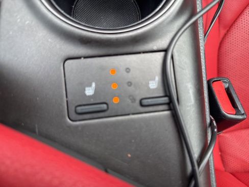 Used 2023 Toyota Camry XSE image 13