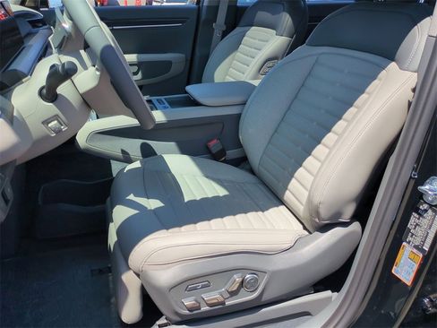 New 2026 Kia EV9 Land image 33