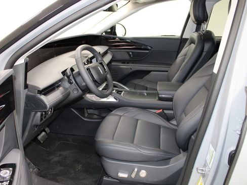 New 2026 Lincoln Nautilus Premier AWD/4WD image 22