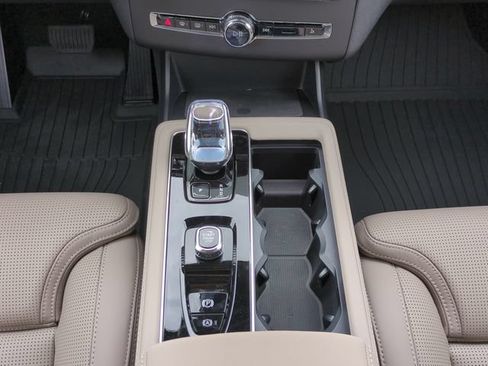 New 2026 Volvo XC90 B6 Ultra w/ Lounge Package AWD/4WD image 14