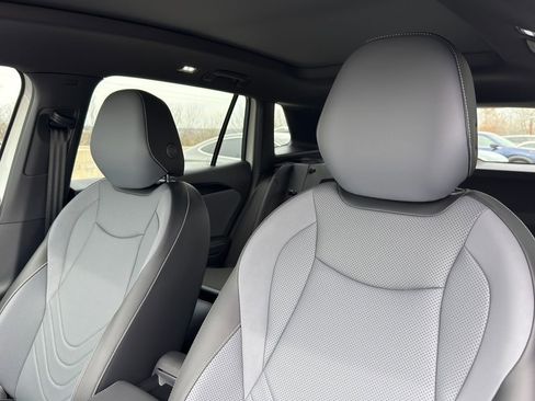 New 2026 Volkswagen Tiguan SE R-Line image 12