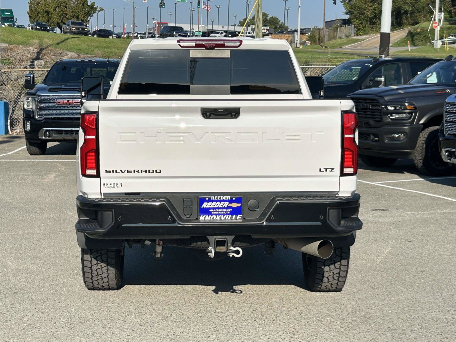 Used 2025 Chevrolet Silverado 2500 LTZ w/ LTZ Plus Package AWD/4WD image 6