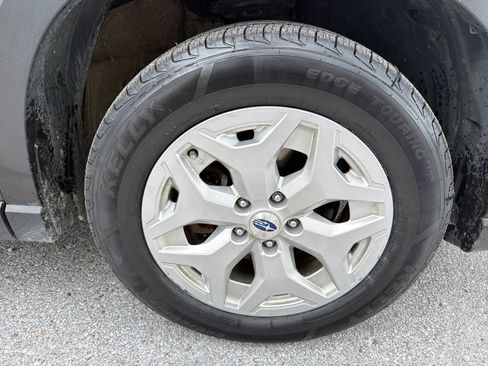 Certified 2024 Subaru Forester AWD/4WD image 17
