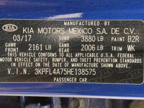 Used 2017 Kia Forte S FWD image 33