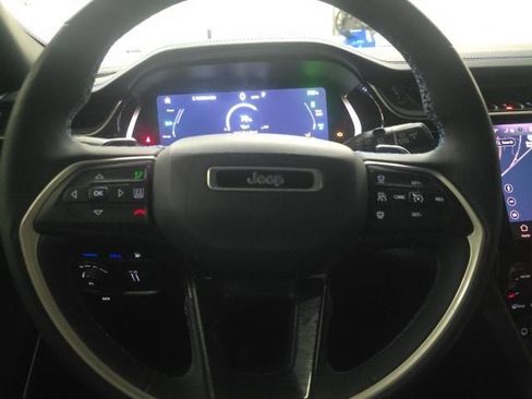 Used 2022 Jeep Grand Cherokee Trailhawk AWD/4WD image 29