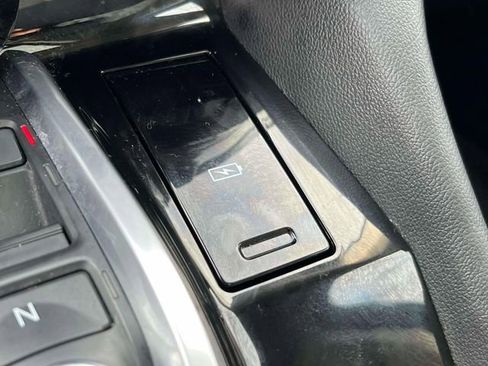 Used 2023 Acura MDX SH-AWD image 36