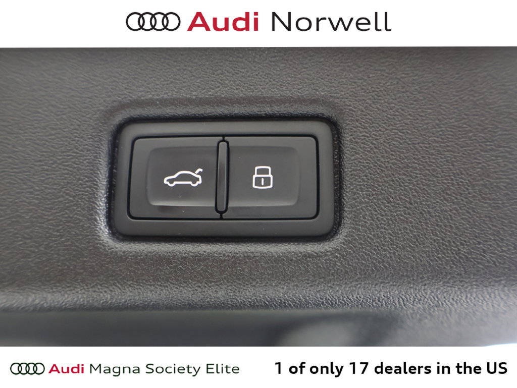 Used 2025 Audi Q5 Premium w/ Convenience Package AWD/4WD image 16