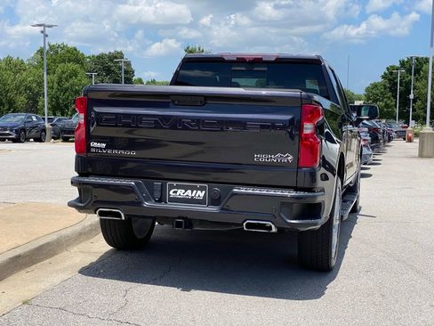 Used 2023 Chevrolet Silverado 1500 High Country w/ High Country Premium Package AWD/4WD image 8