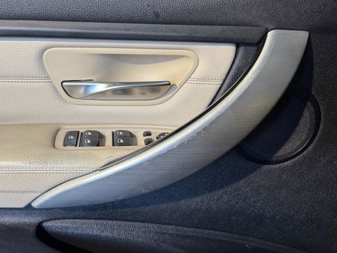 Used 2015 BMW 320i xDrive 320i xDrive Sedan 4D image 13