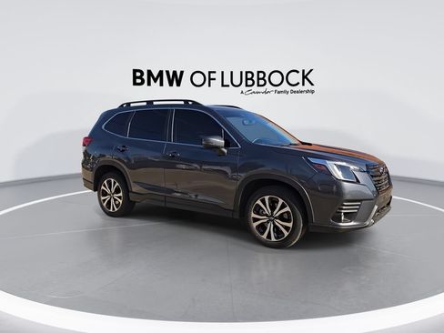 Used 2024 Subaru Forester Limited w/ Convenience Package AWD/4WD image 9