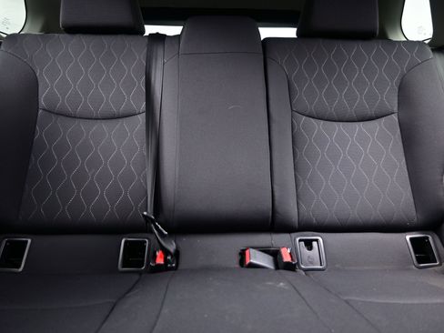 Used 2024 Toyota Corolla Cross LE image 15