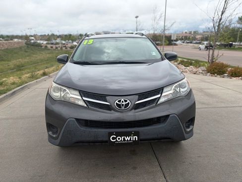 Used 2013 Toyota RAV4 LE FWD image 2