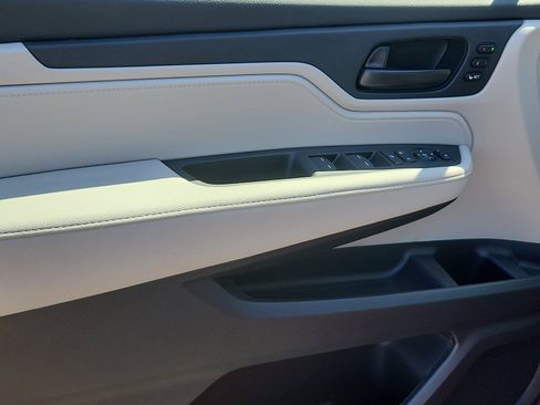 New 2026 Honda Odyssey EX-L image 9