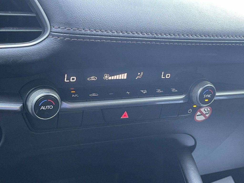 Used 2025 MAZDA MAZDA3 s FWD image 27