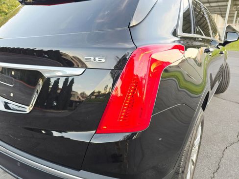 Used 2017 Cadillac XT5 Luxury w/ Driver Awareness Package image 46