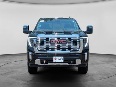 New 2026 GMC Sierra 3500 Denali w/ Denali Reserve Package