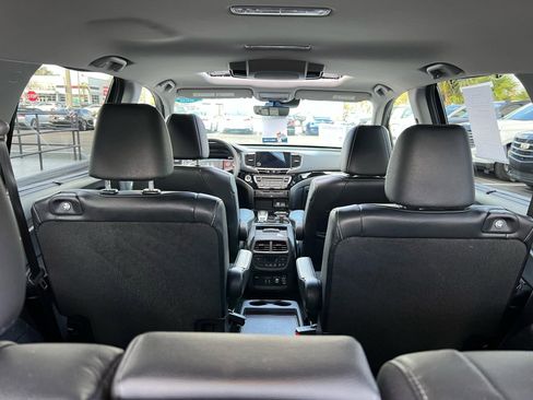 Used 2019 Honda Pilot Touring image 22