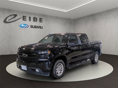 Used 2022 Chevrolet Silverado 1500 RST image 2