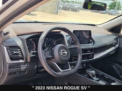 Used 2023 Nissan Rogue SV FWD image 13