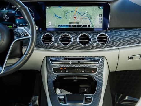 Used 2023 Mercedes-Benz E 450 E 450 image 21