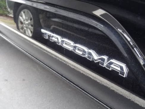 Used 2024 Toyota Tacoma SR5 image 19