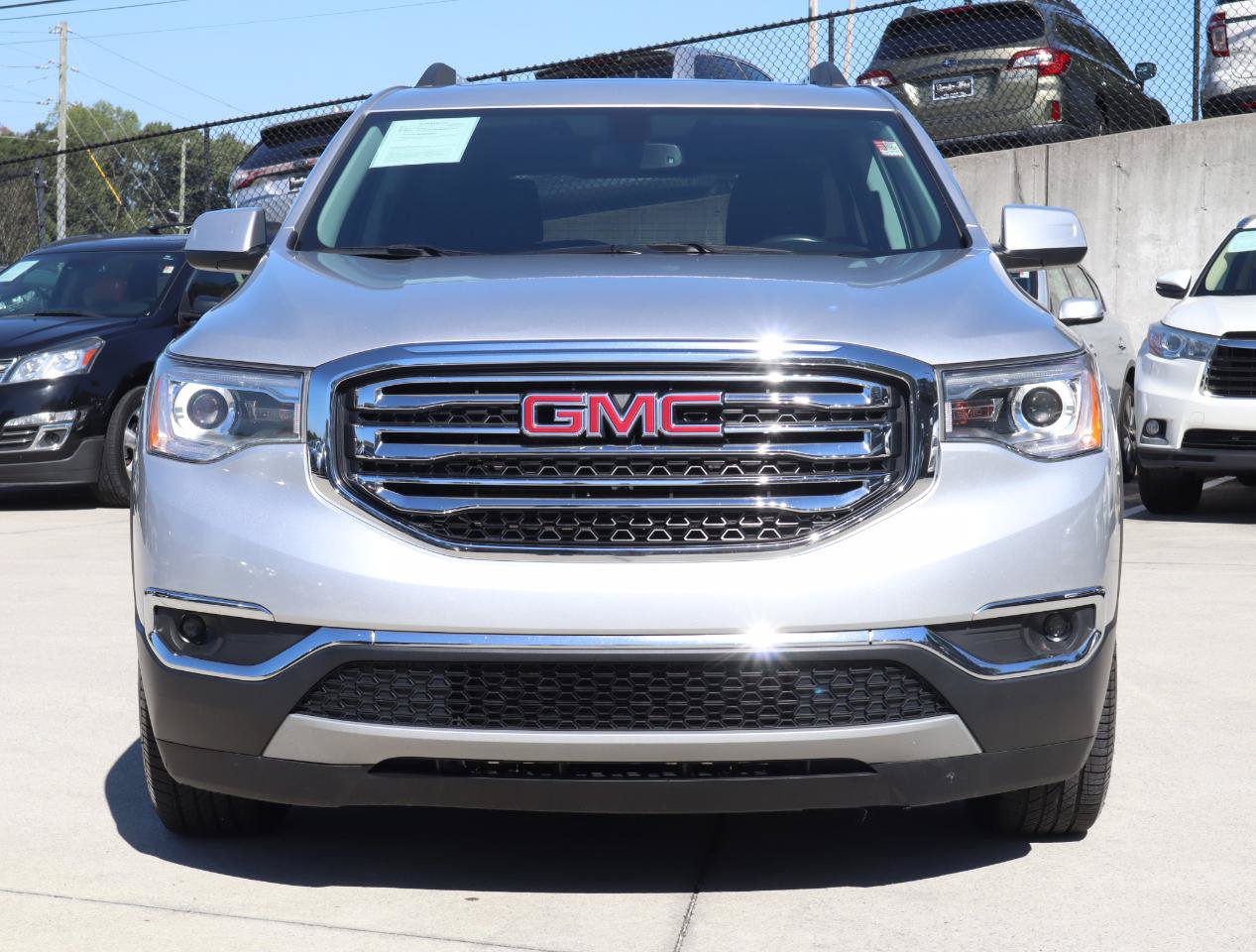 Used 2019 GMC Acadia SLT FWD image 10