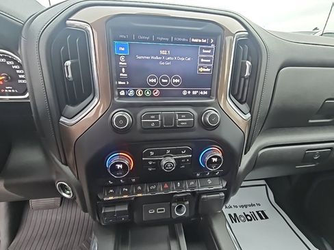 Used 2021 Chevrolet Silverado 1500 High Country image 21