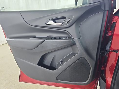 Certified 2023 Chevrolet Equinox LT image 31