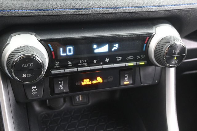 Used 2023 Toyota RAV4 XSE AWD/4WD image 24