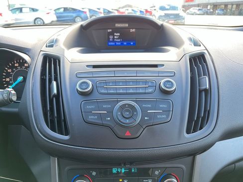 Used 2017 Ford Escape SE w/ SE Cold Weather Package image 24