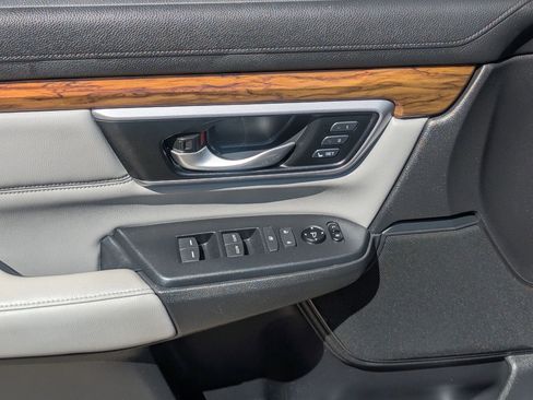 Used 2017 Honda CR-V EX-L image 11
