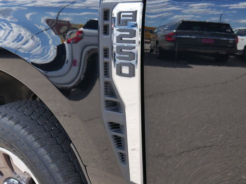 Used 2024 Ford F250 King Ranch image 11