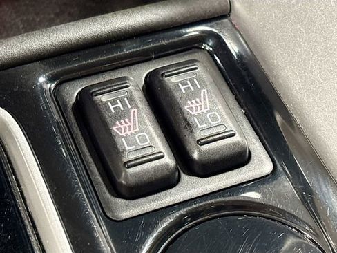 Used 2022 Mitsubishi Eclipse Cross LE image 21