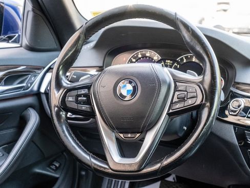 Used 2019 BMW 530i xDrive w/ Convenience Package AWD/4WD image 29