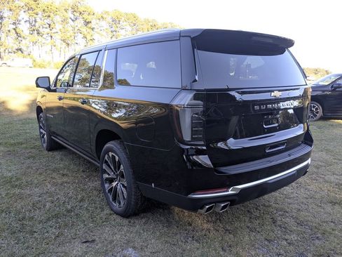 New 2025 Chevrolet Suburban High Country image 6