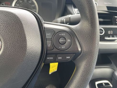 Used 2020 Toyota Corolla LE image 23