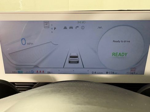 Used 2024 Hyundai Ioniq 5 SEL RWD image 52