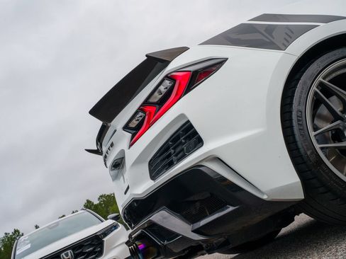 Used 2024 Chevrolet Corvette Z06 RWD image 17