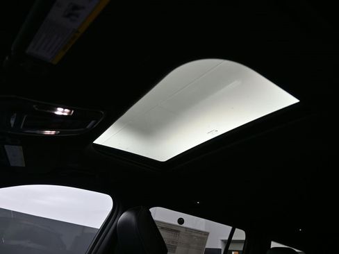 New 2025 Jeep Grand Cherokee L Altitude image 23